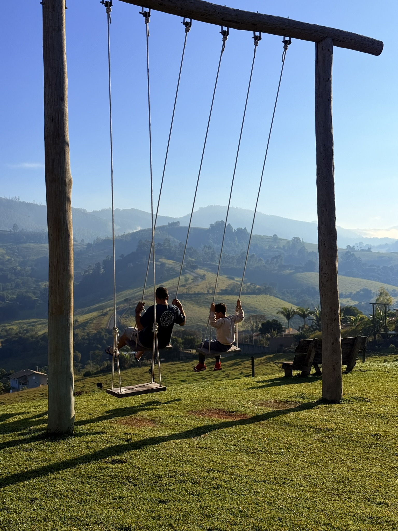 Balanço de 6 metros de frente para o vale
